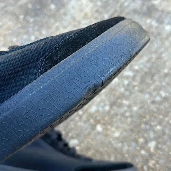 Kizik Prague Men’s Black Canvas Suede Sz 11.5 - Picture 10 of 12